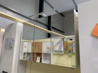 ⭐ 90 cm breit - Spiegelschrank in weiß mit LED Aufsatzlampe - Alibert - Spiegel - Badmöbel ● D&D Möbel⭐ Nordrhein-Westfalen - Hamm Vorschau