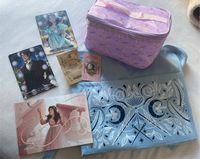 Fairyloot Januar -  items - tarot cards, apron, lunch bag, brooch Stuttgart - Vaihingen Vorschau