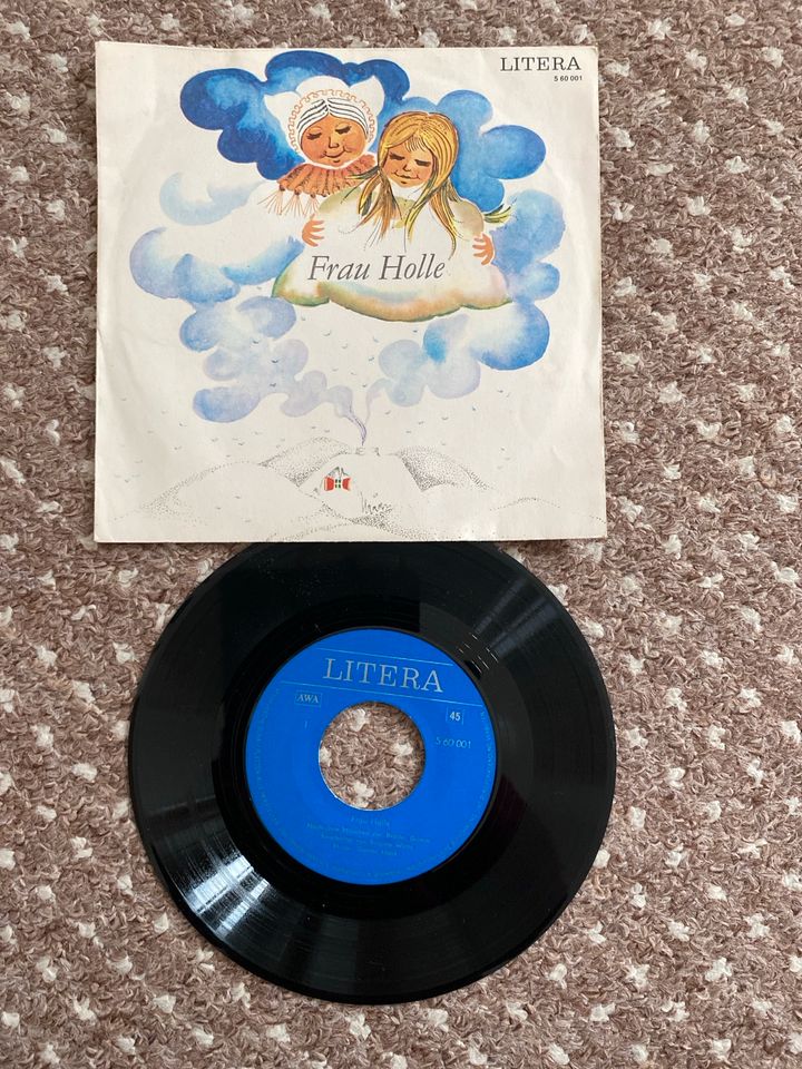 Litera Frau Holle Schallplatte DDR top Vinyl Hörspiel 560001 in Sanitz