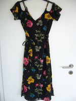 PIGALLE Blumen-Kleid Trägerkleid Schulter-frei Sommer Gr. 34 Baden-Württemberg - Lahr (Schwarzwald) Vorschau