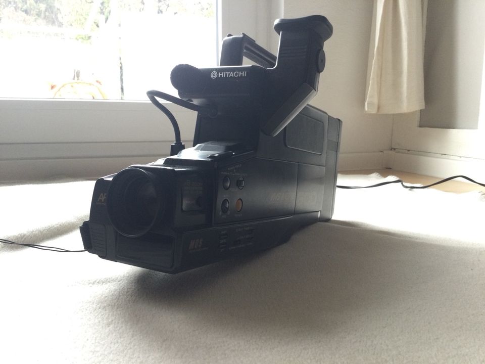 HITACHI VHS MOVIE Kamera in Böblingen