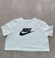 Nike Shirt Damen weiß Gr. M Hessen - Gründau Vorschau