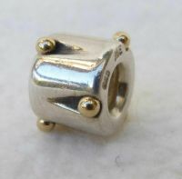 PANDORA Charm mit Goldkugeln 790229 Bicolor Silber Gold Neu Orig. Nordrhein-Westfalen - Kerpen Vorschau