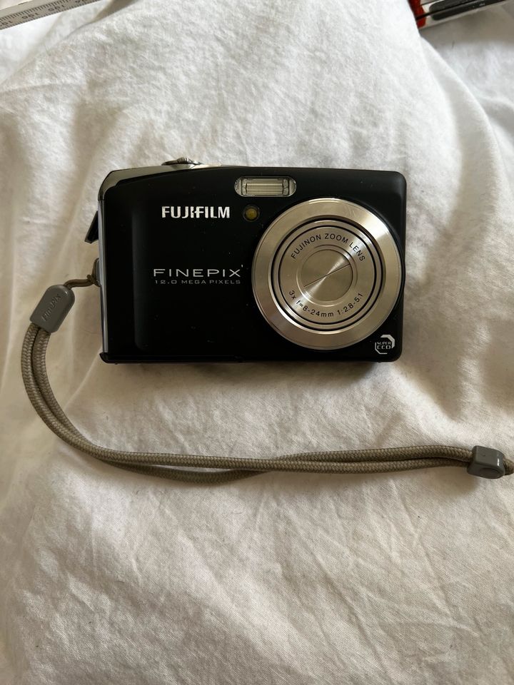 fujifilm finepix F50fd digitalkamera digicam 12 megapixel in Berlin