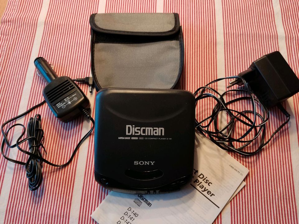 Sony Discman, tragbarer CD-Player D-141 o. Kopfhörer in Schloß Holte-Stukenbrock