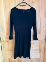 H&M Winterkleid Strickkleid schwarz Glockenärmel Sachsen - Lichtenstein Vorschau