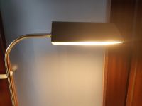 Stehlampe Goldfarbendes Metall - Lampenschirm zum Einstellen. Wandsbek - Hamburg Bergstedt Vorschau