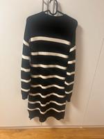 Strickkleid von Vila gr. XS Nordrhein-Westfalen - Düren Vorschau