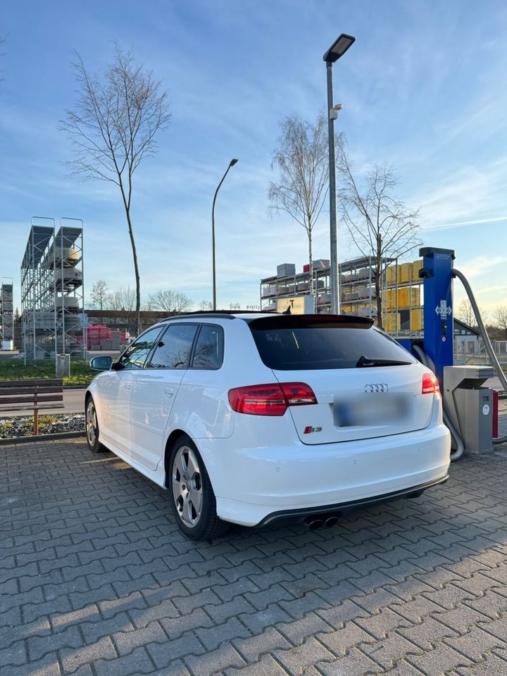 Audi S3 2.0 TFSI S tronic Sportback - in Kötz