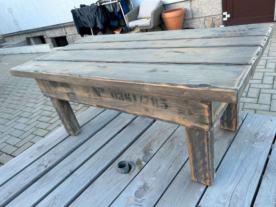 Couchtisch Tisch Gerüstbohlen massiv Holz Bohle Couch Loft in Mohlsdorf