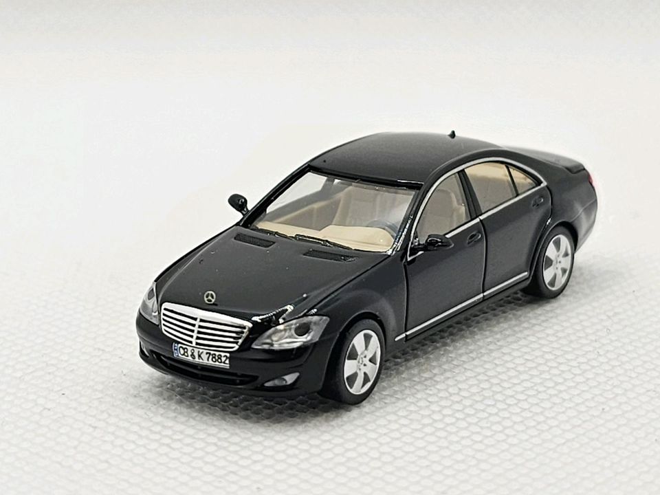 Herpa 1:87 Mercedes-Benz S klasse EQS in Heidenheim an der Brenz