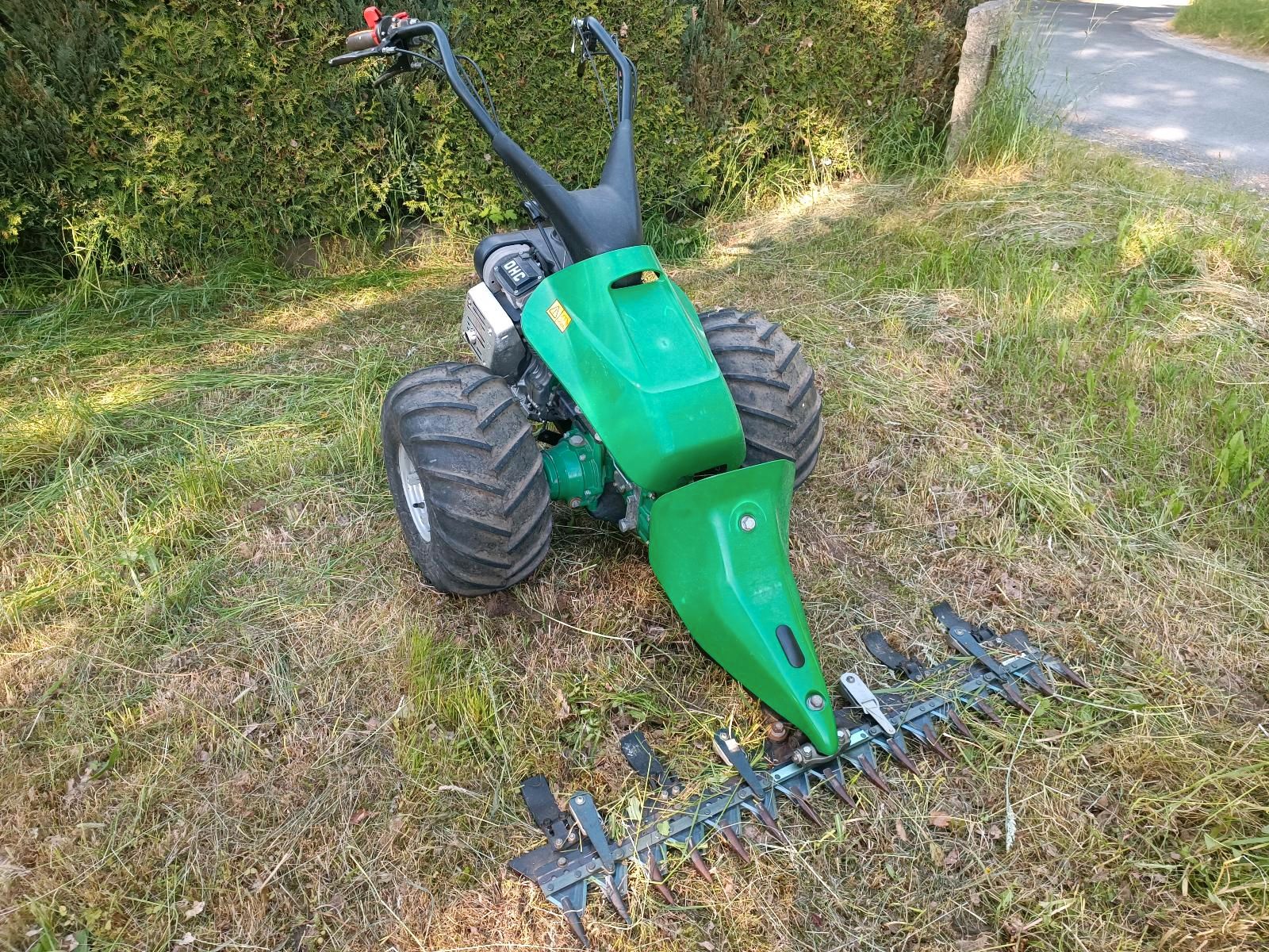 Balkenmäher Vermietung Mieten Mähbalken Rasentraktor Mulcher in Sachsen