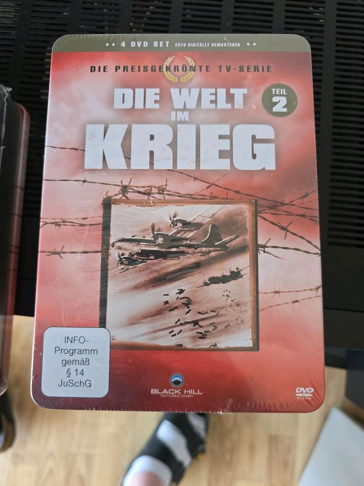DVDs die Welt im Krieg in Mönkeberg