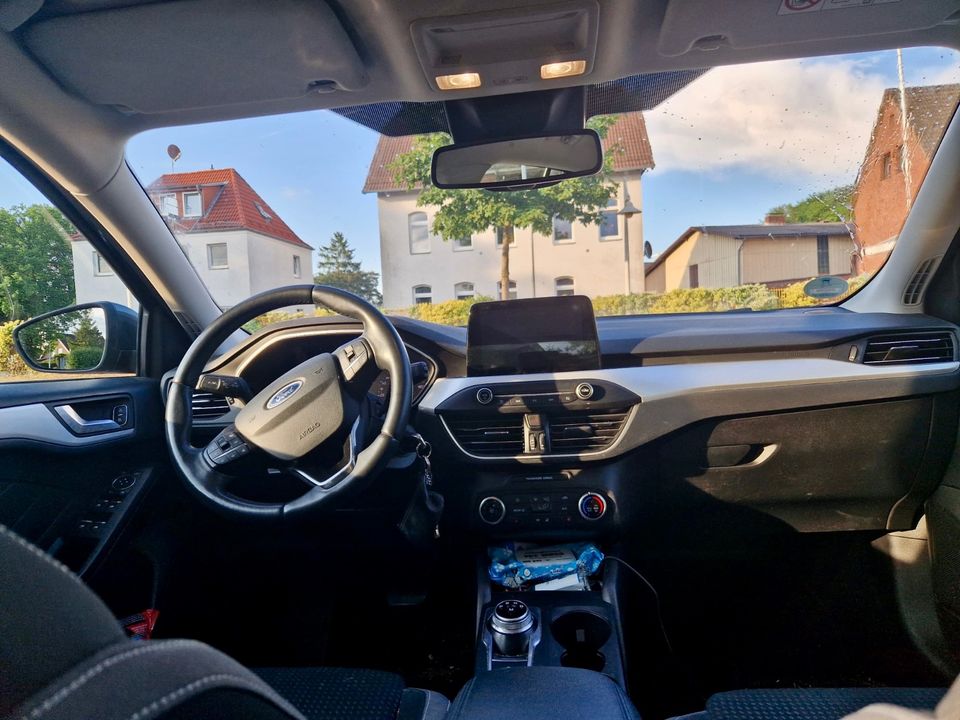 Ford Focus Turnier Cool & Connect Automatik 1.0 Eco LED 2. Hand in Neumünster