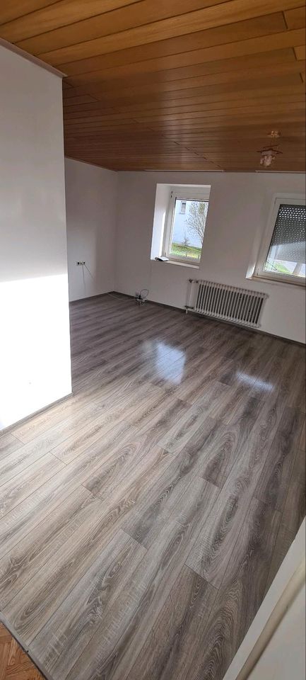 Haus zu vermitten 3 Zimmer Neu Saniert in Bad Dürrheim