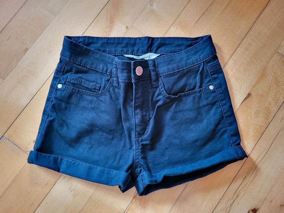 Jeans Shorts Short Twill H&M Gr. 140 schwarz in Tettnang