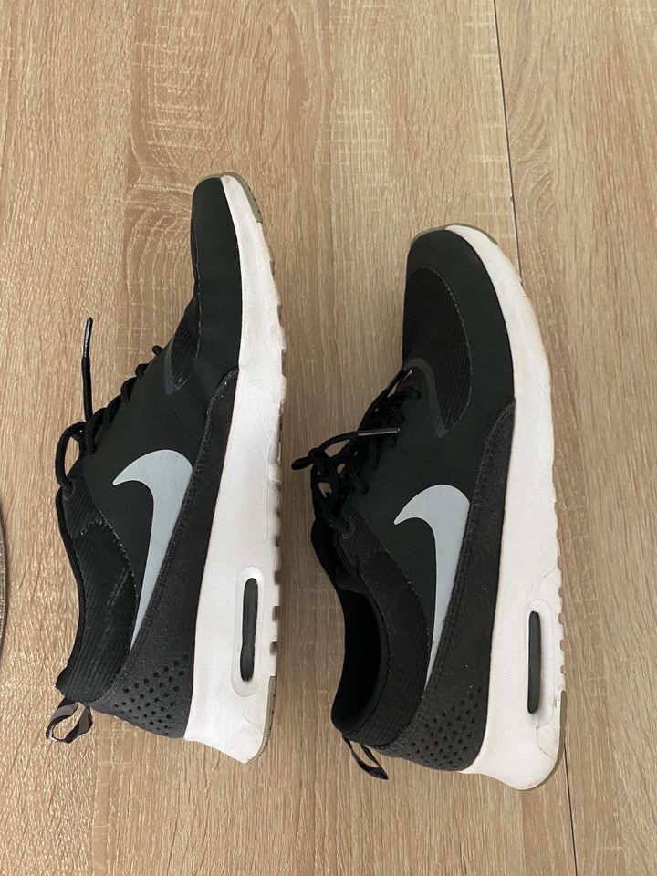 Nike Air Max Thea schwarz Gr. 40,5 in Hannover - Bothfeld-Vahrenheide |  eBay Kleinanzeigen ist jetzt Kleinanzeigen