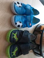 Jungen Hausschuhe SUPERFIT MITTEL IV 2 IM SET GR 27+28 DINO& BALL Nordrhein-Westfalen - Velbert Vorschau