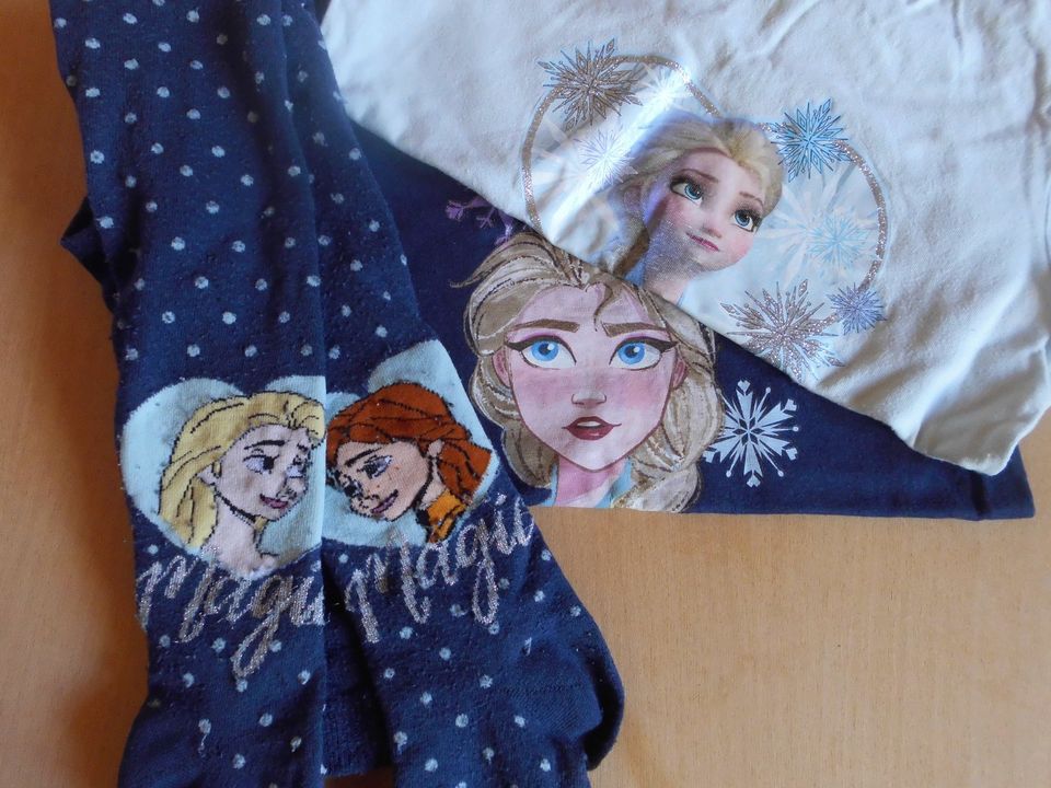 2 T-Shirts "Frozen" Anna und Elsa Mädchen + Strumpfhose Gr. 110 in Elbingerode (Harz)