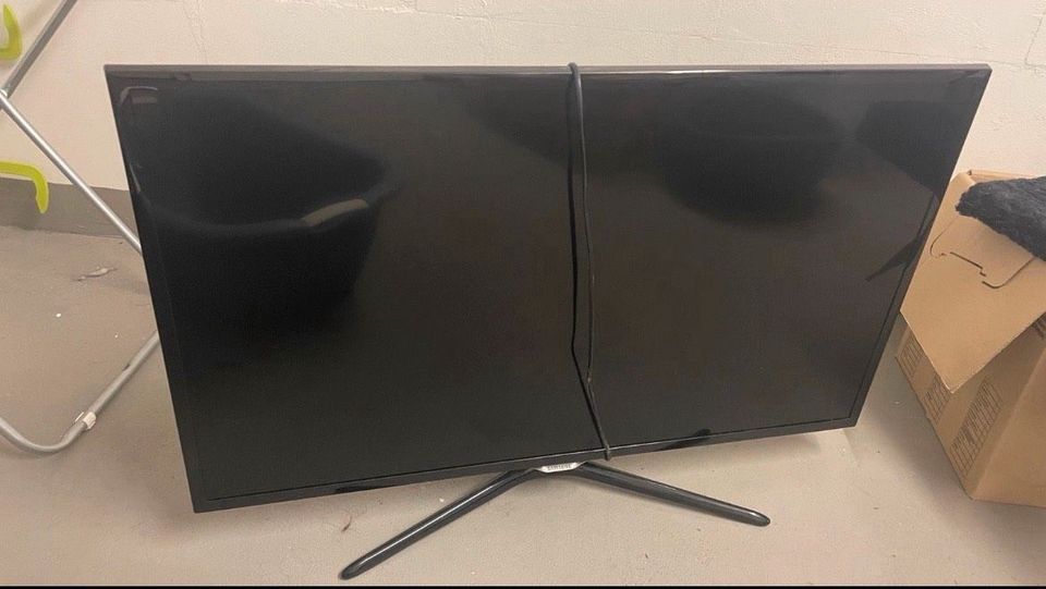 Samsung TV Fernseher 39 Zoll in Oberhausen