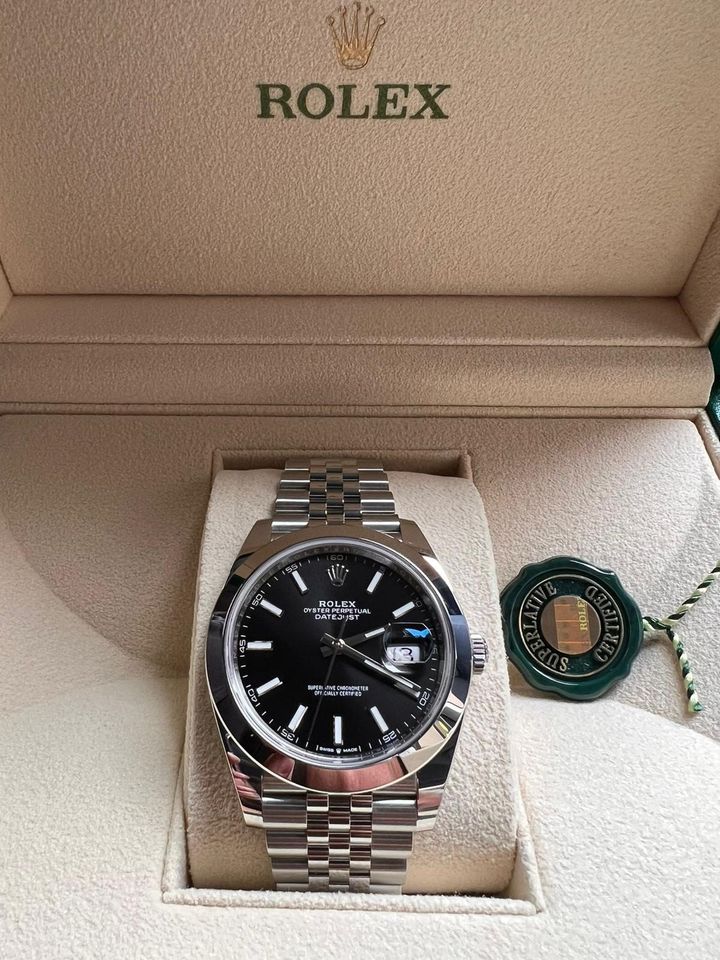 Rolex Datejust 41mm schwarz mit Jubilee Band NEU (NUR TAUSCH!) in Stuttgart