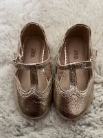 Zara Schuhe Baby Ballerina Gr 19 Gold NEU München - Thalk.Obersendl.-Forsten-Fürstenr.-Solln Vorschau