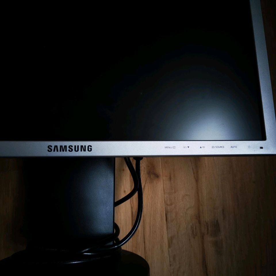 PC-Monitor, Computer Bildschirm | SAMSUNG | 20" 20Zoll in Aachen