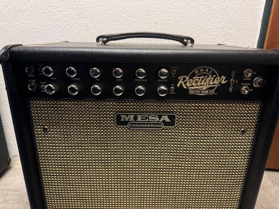 Mesa Boogie Recto-Verb 25 1x12 Combo WIE NEU in Wermelskirchen