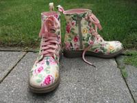 Cityline Lack-Booties mit schönem Blumen Muster Gr.38 Bayern - Gersthofen Vorschau