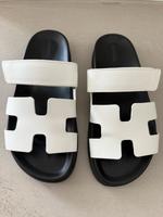 Hermès Chypre Sandalen, Gr. 38,5, weiß Hessen - Oberursel (Taunus) Vorschau