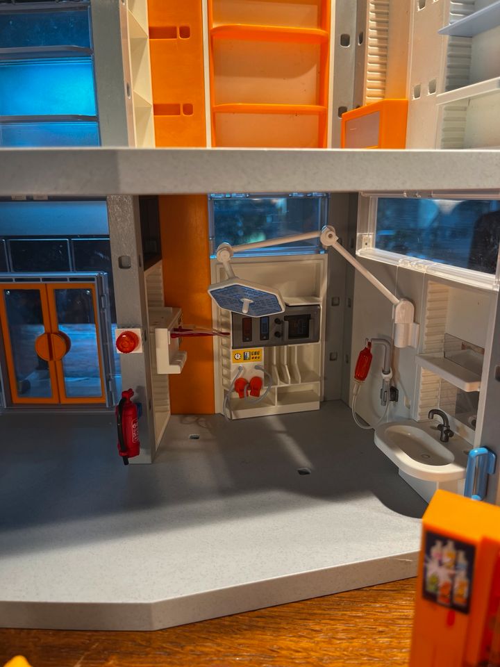 Playmobil Krankenhaus 70190 in Lörrach