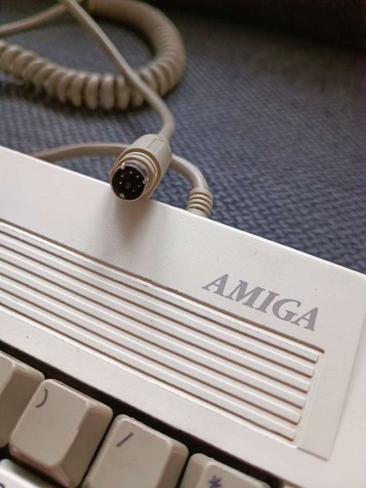 Commodore Amiga 4000 Tastatur - 4000D , 4000T in Passau