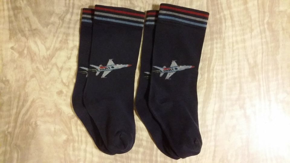 Ewers 2 Paar Socken / Kniestrümpfe Gr. 22 Flugzeug in Kehl