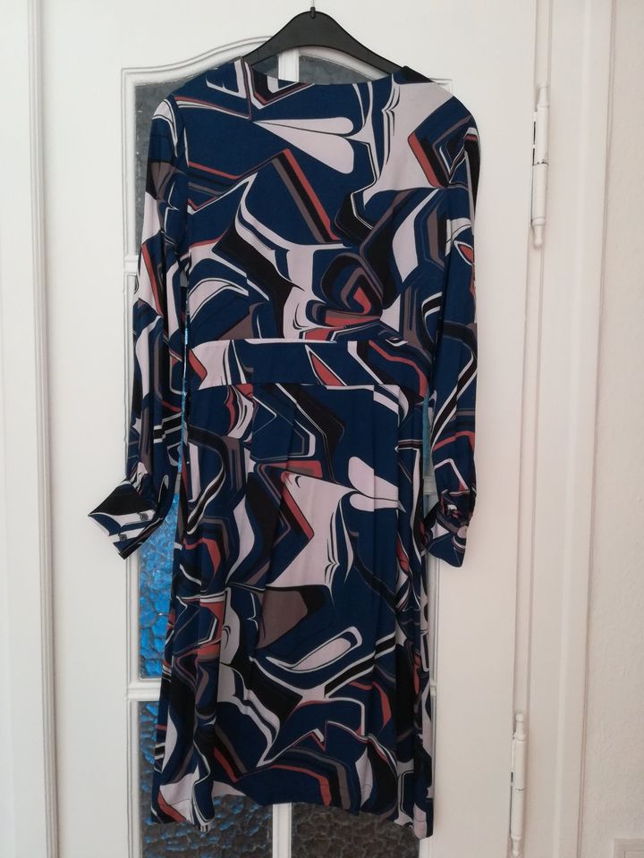 Kleid von IVI Collection, Gr. 36 in Köln