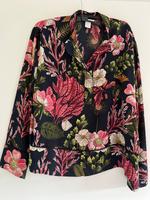 H&M ausgefallene Bluse, 36 auch M, kleine L, NEUwertig top Design Schleswig-Holstein - Jübek Vorschau