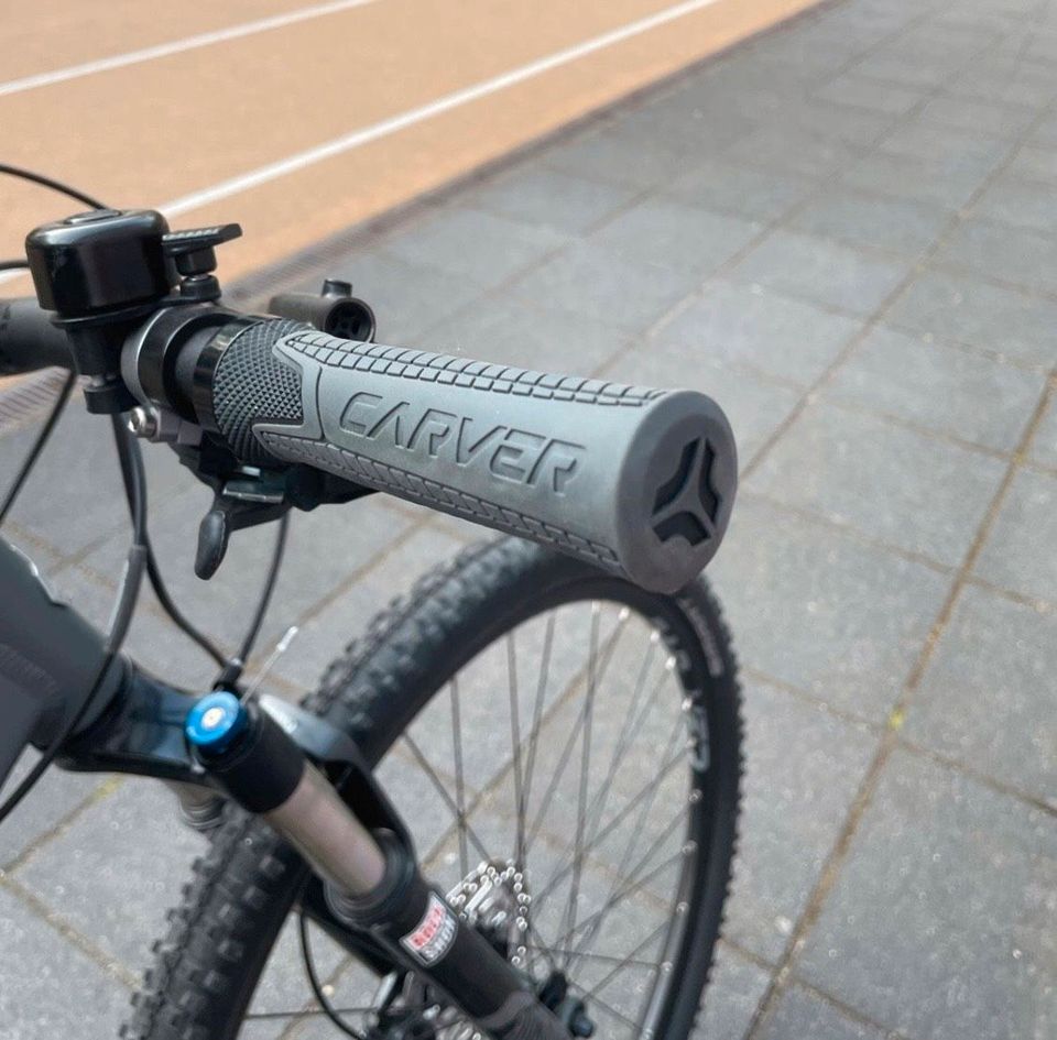 Bike Fahrrad Hardtail Carver Strict 160 29“ Rahmengr.46 (2020) in Dresden