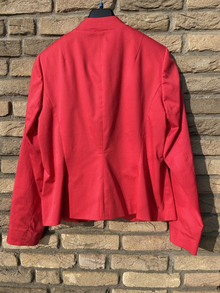 roter Blazer Jacke von comma, Gr. 42 in Kamp-Lintfort