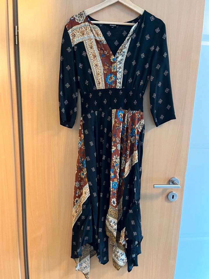 Langes Kleid von Desigual Gr 38 w neu in Allershausen