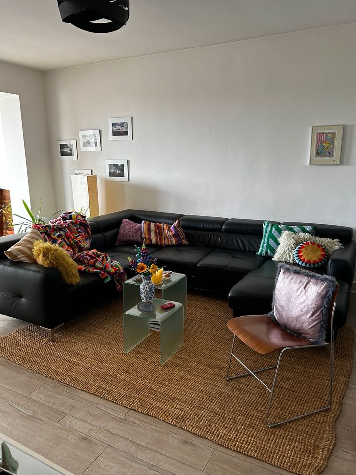 Ledersofa, Eckcouch, 100%Leder, schwarzes Sofa, Schlaffunktion, in Duisburg