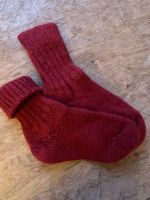 NEU Strick Filzsocken rot unisex 17cm Gr. 27 ? Waldorf Wollsocken Niedersachsen - Stoetze Vorschau