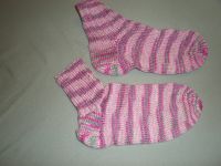 Socken Wollsocken rosa-lila-gestreift handmade Gr. 34 Rheinland-Pfalz - Bad Sobernheim Vorschau