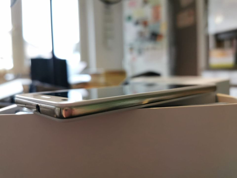Huawei P8 lite, weiß, 16 GB, Model : ALE - L21, Kabel, 360°Hülle in Erftstadt