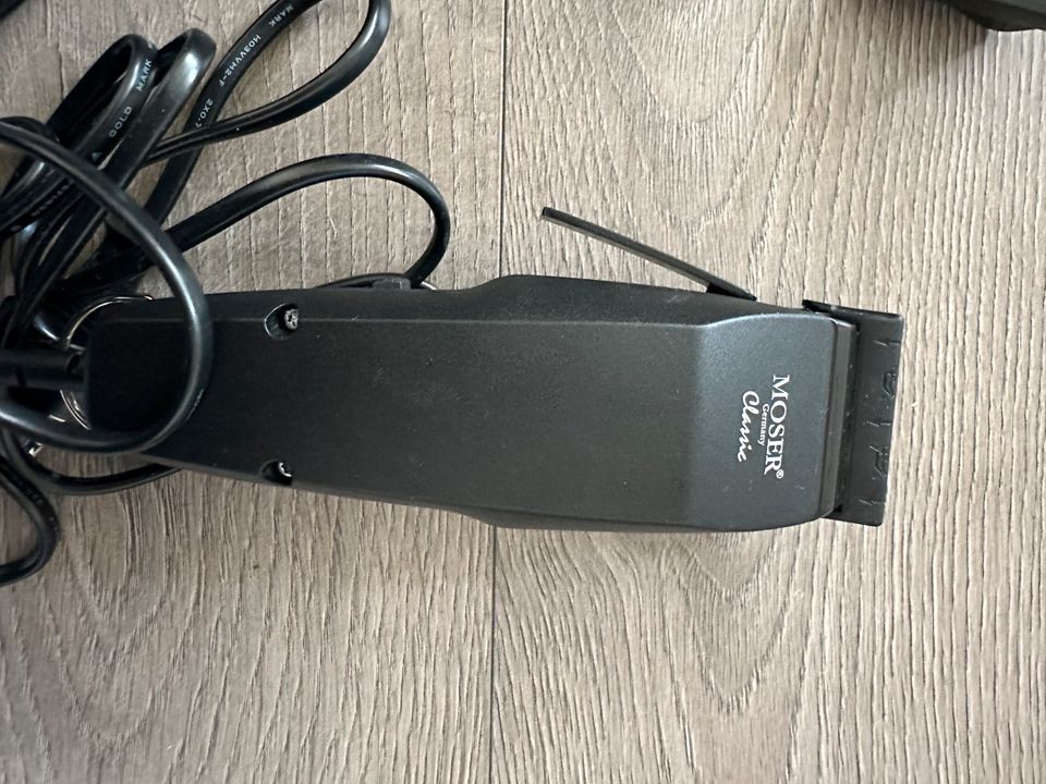 Professional Carded Hair Clipper von Moser in Lübeck