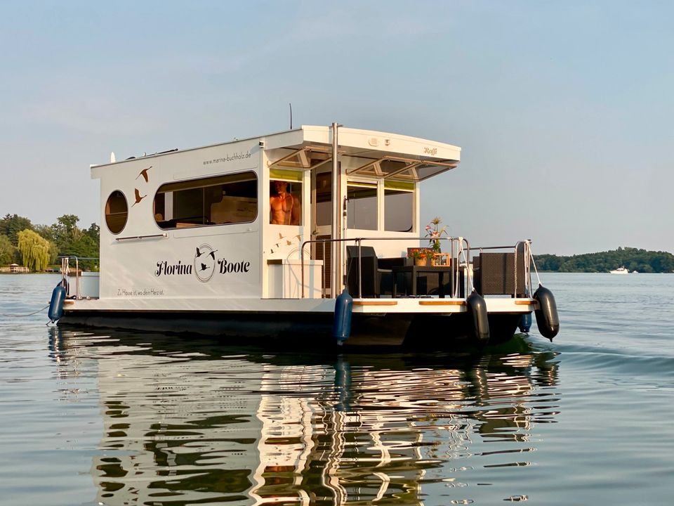 Rollyboot Florina mieten | Führerscheinfrei | BER - BB in Werder (Havel)