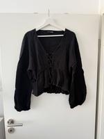 Schwarze Bluse mit Ballonarmen schnüren Gr 42 von Asos neuwertig Hessen - Mühltal  Vorschau
