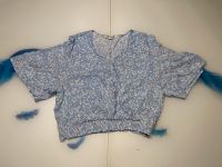 Gr. 170: H&M kurze Bluse, Shirt, hellblau mit weißen Blumen Leipzig - Burghausen-Rückmarsdorf Vorschau