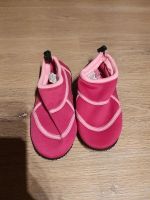 Kinder Badeschuhe, Größe 30, Farbe pink, neuwertig! Hessen - Lich Vorschau