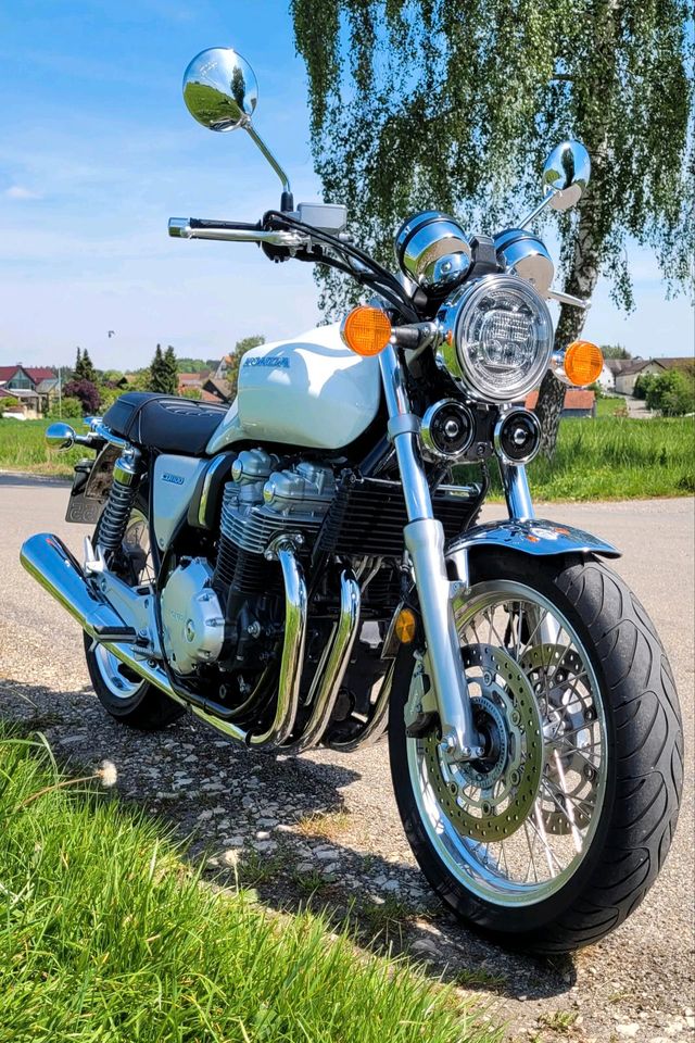 Honda CB 1100 EX SC78 ABS weißmetallic Liebhaberstück in Neu Ulm