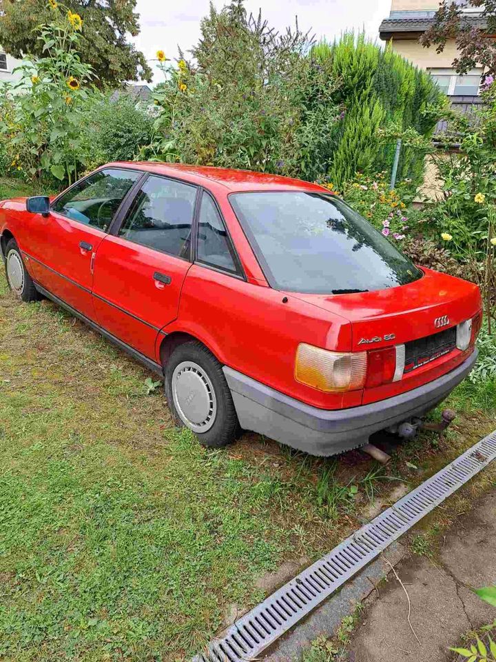 Audi 80 B3, Typ 89; rot, "Young Edition" in Neuenhagen