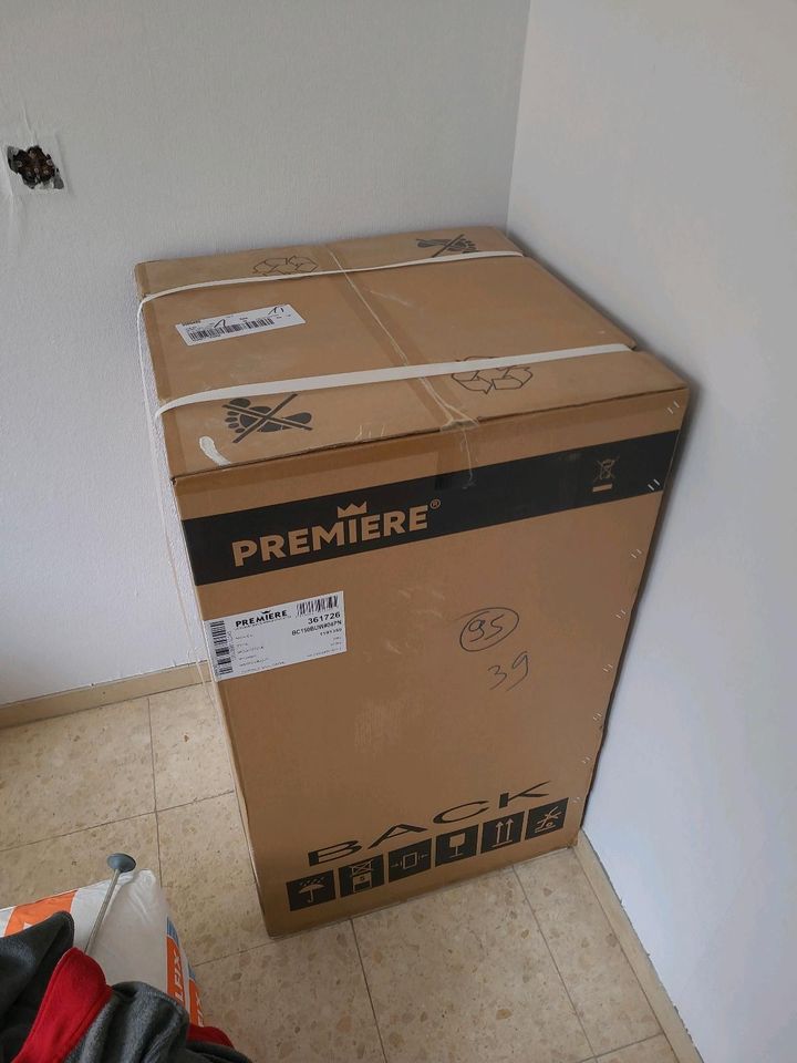 Einbaukühlschrank neu/originalverpackt in Ehingen (Donau)